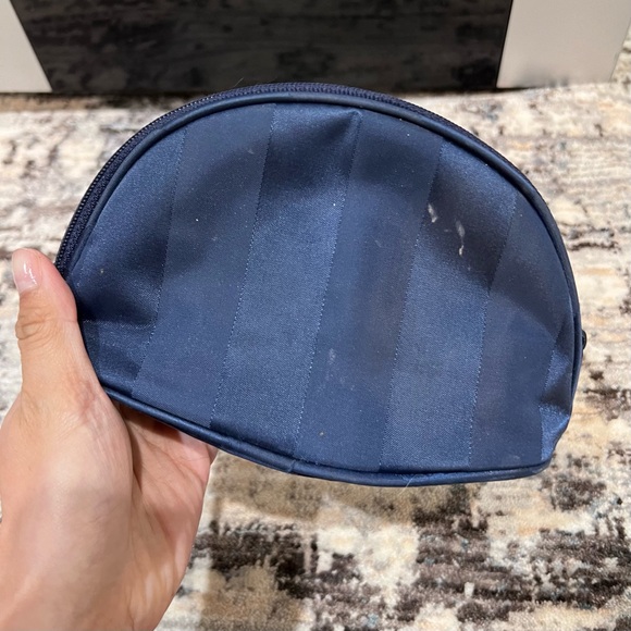 Christian Dior Navy Cosmetic Pouch - Picture 4 of 6